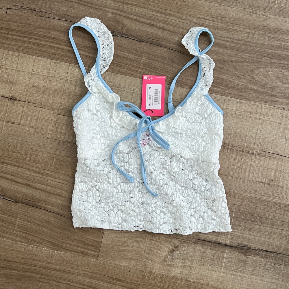 White Lace Crop Top with Blue Trim Edikted